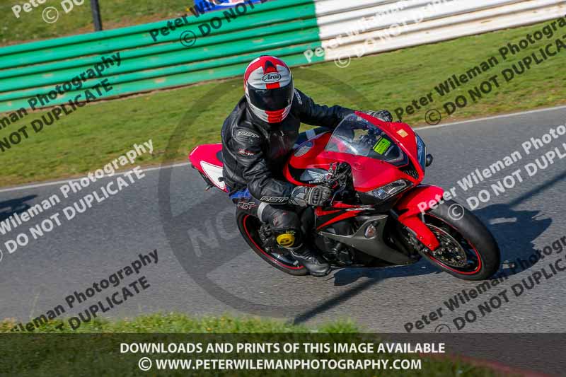 PJM Wedding Photography;enduro digital images;event digital images;eventdigitalimages;mallory park;mallory park photographs;mallory park trackday;mallory park trackday photographs;no limits trackdays;peter wileman photography;racing digital images;trackday digital images;trackday photos